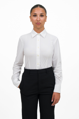 Dynamo woman shirt by Ingram. Slim fit and high performance fabric DYNAMO WOMAN SHIRT BY INGRAM. SLIM FIT AND HIGH PERFORMANCE FABRIC