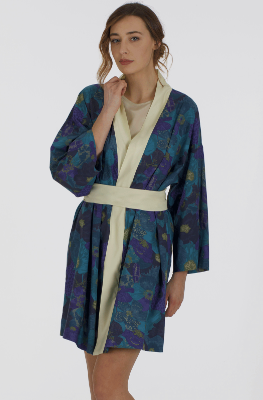 Naoko, printed cotton kimono. Ingram Woman