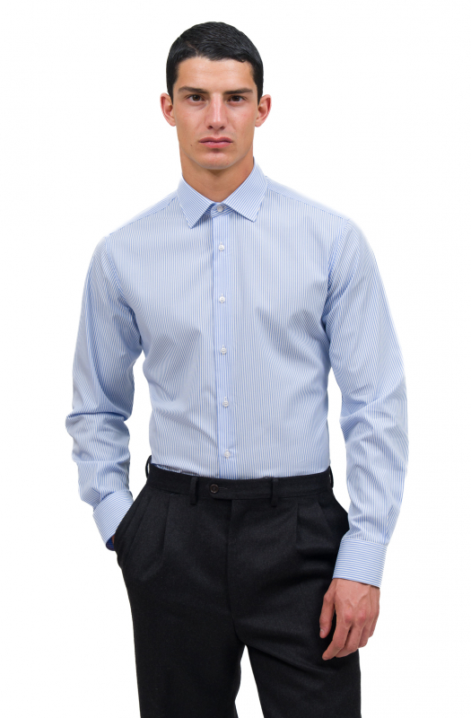 Men's shirt, in cotton with light blue stripe. Available in blue and light blue. Ingram Man
