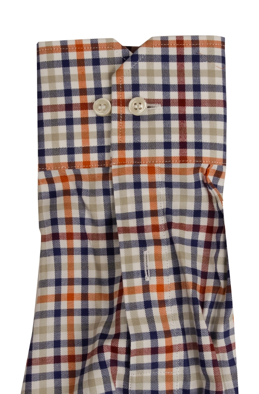 Camicia uomoin cotone stampato checked, vestibilità classica con taschino. Collo button-down