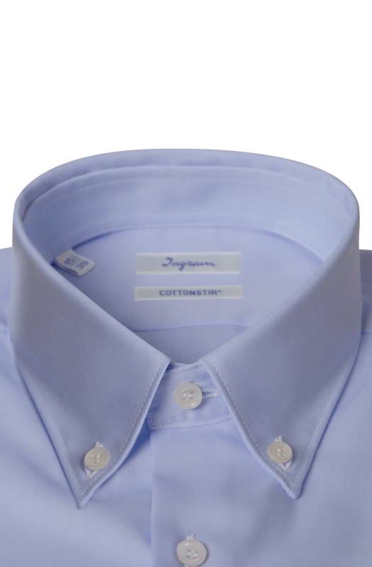 Ingram Man COTTONSTIR shirt in non-iron pure cotton. Compact twill. Available in white and light blue