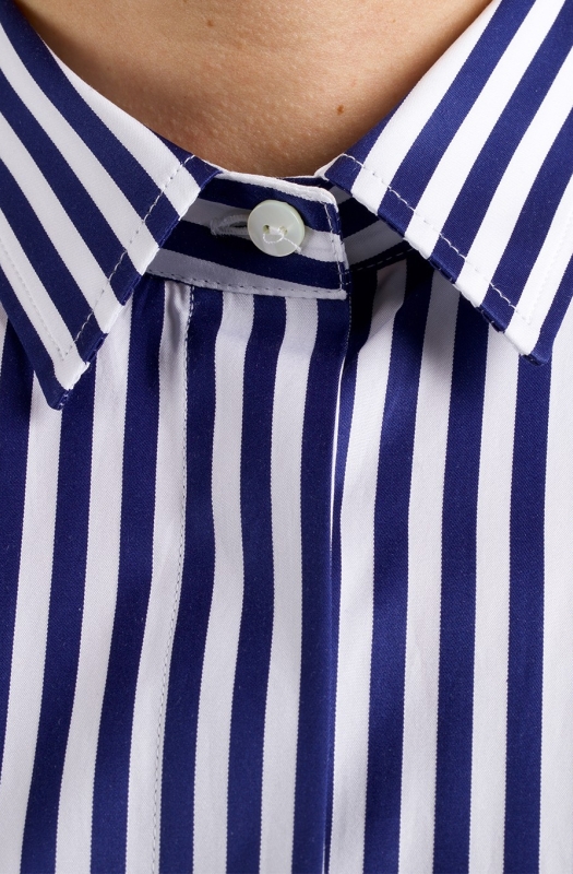 Camicia Royal, pregiato cotone titolo 120 con riga colorata rasata. Ingram Donna