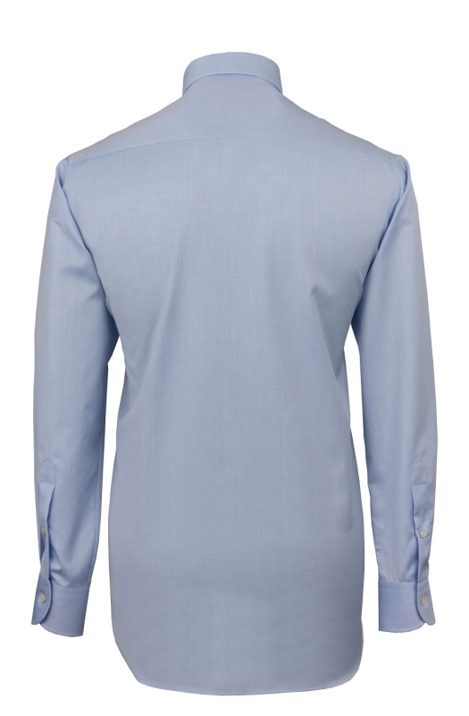Camicia Ingram Cottonstir con collo mezzo francia e vestibilità classica.