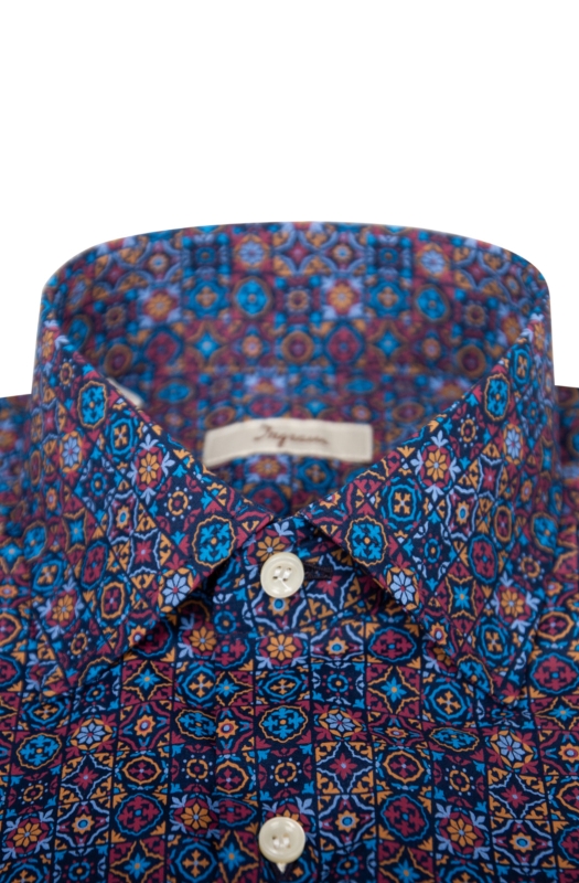 Regular fit men’s pure cotton shirt, with geometric colorful pattern