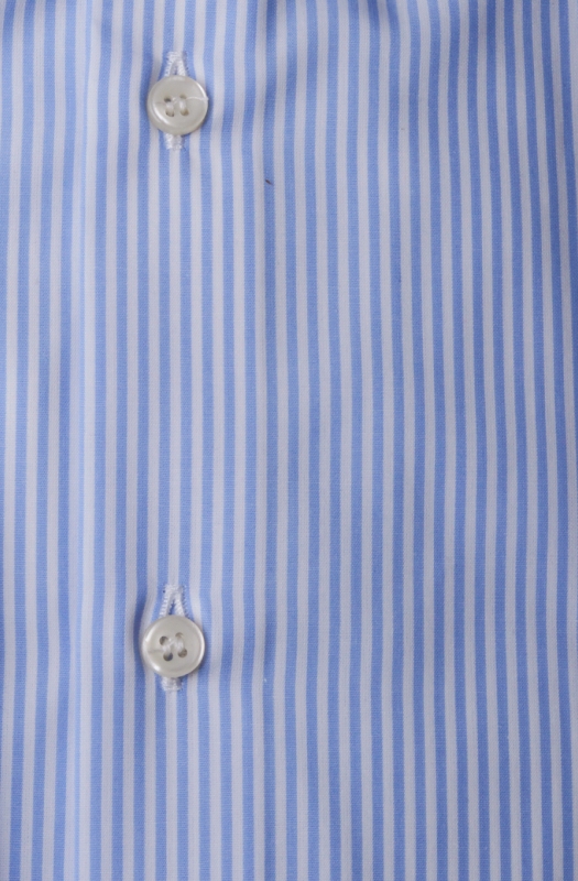 Slim fit COTTONSTIR shirt in pure cotton with vibrant stripes. Button-down collar.