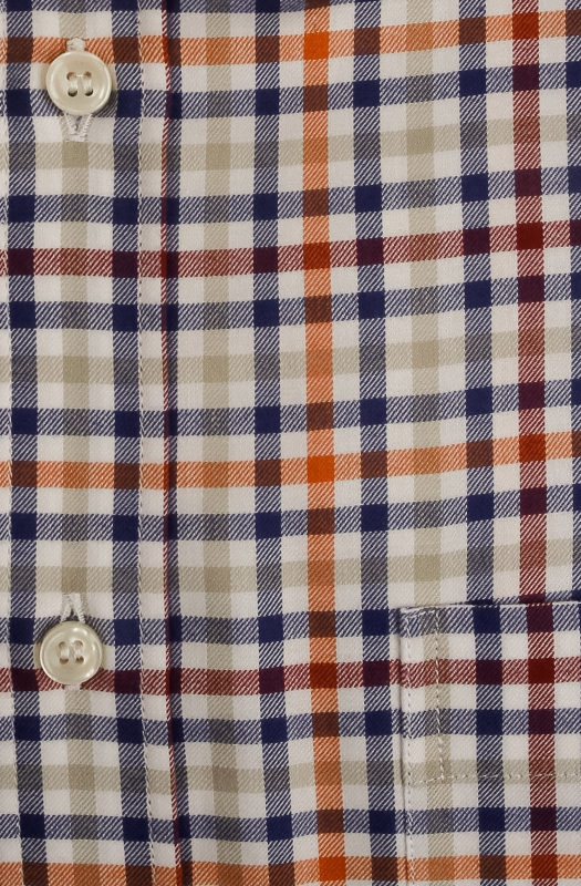 Men’s shirt in checked printed cotton, classic fit with pocket. Button-down collar