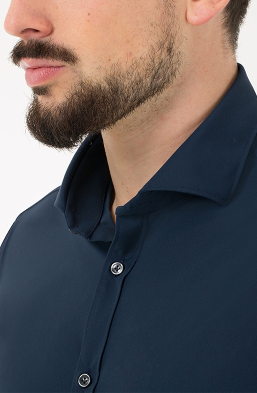 Camicia Dynamo in highly breathable technical fabric. Ingram Men’s